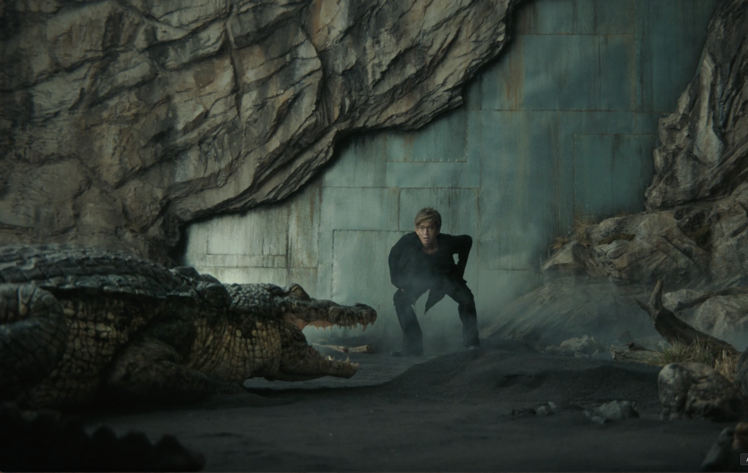 OWNDAYS CM ワニ特殊造形で参加しました