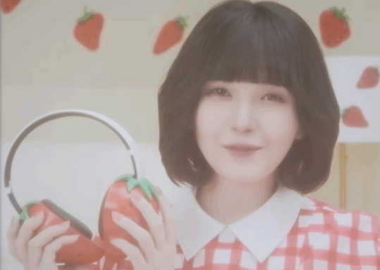 いちごミルクCM特殊造形で参加しました
